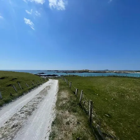 Calla * Roundstone