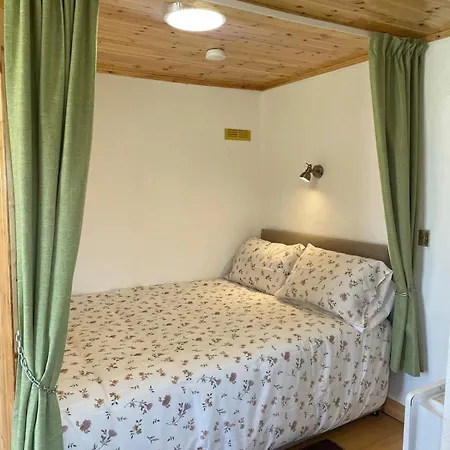 Calla Chalet *